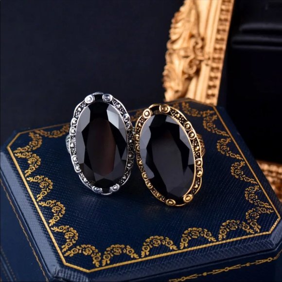 New 18k gold plated big black Sapphire ring womens - Picture 2 of 3